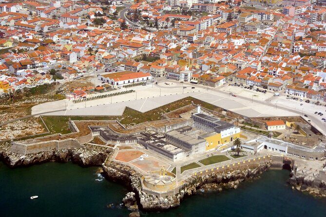 Private Tour from Lisbon to Porto  Your Journey, Your Adventure! - Key Points