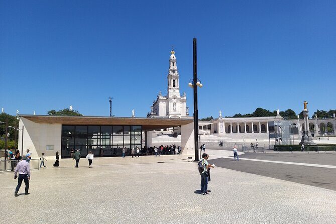 Private Tour from Lisbon to Porto  Your Journey, Your Adventure! - Who Will Love This Experience?