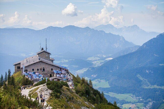 Private Tour from Munich to Eagle's Nest and Salzburg - Key Points
