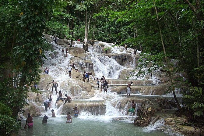 Private Tour From Ocho Rios To Dunn's River Falls Tubing and Shopping - In-Depth Look at the Itinerary