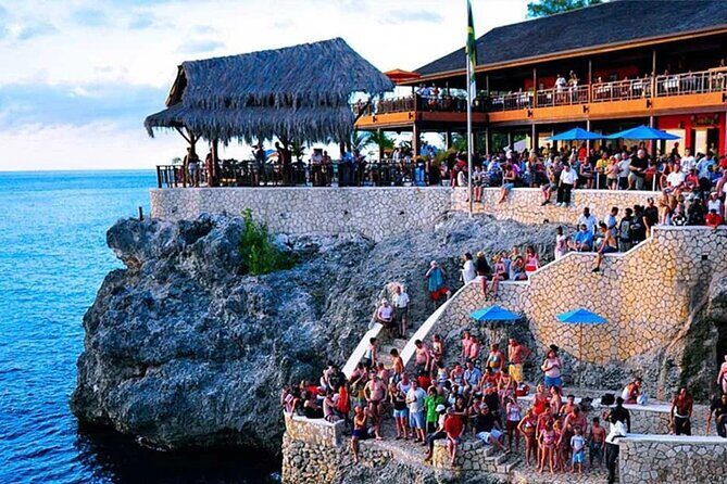 Private Tour From Ocho Rios To Negril 7 Mile Beach and Ricks Cafe - Who Is This Tour Best For?