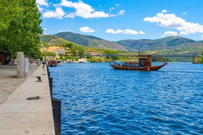 Private tour from Porto to Duoro Valley (Peso da Regua & Pinhao) - Exploring Portugal’s Douro Valley with a Private Day Trip from Porto
