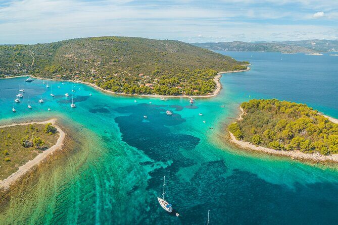 Private Tour from Split: Blue Lagoon & 3 Islands + Wine Included - Practical Details: What to Expect