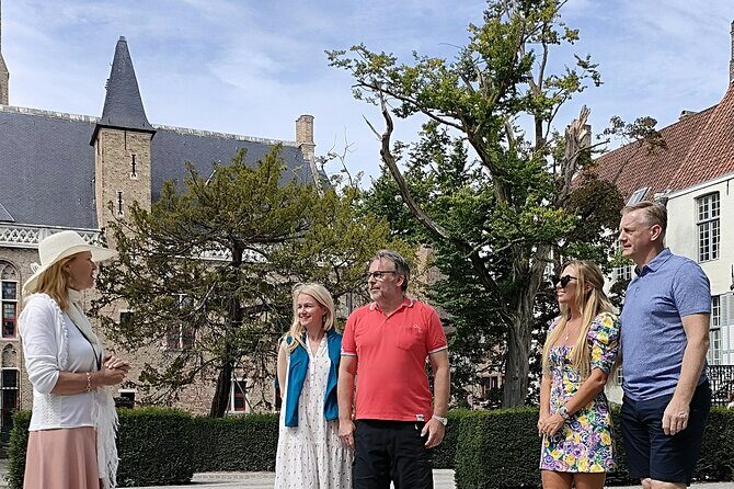 Private tour: From your hotel + see the Madonna of Michelangelo - Exploring Bruges in Depth