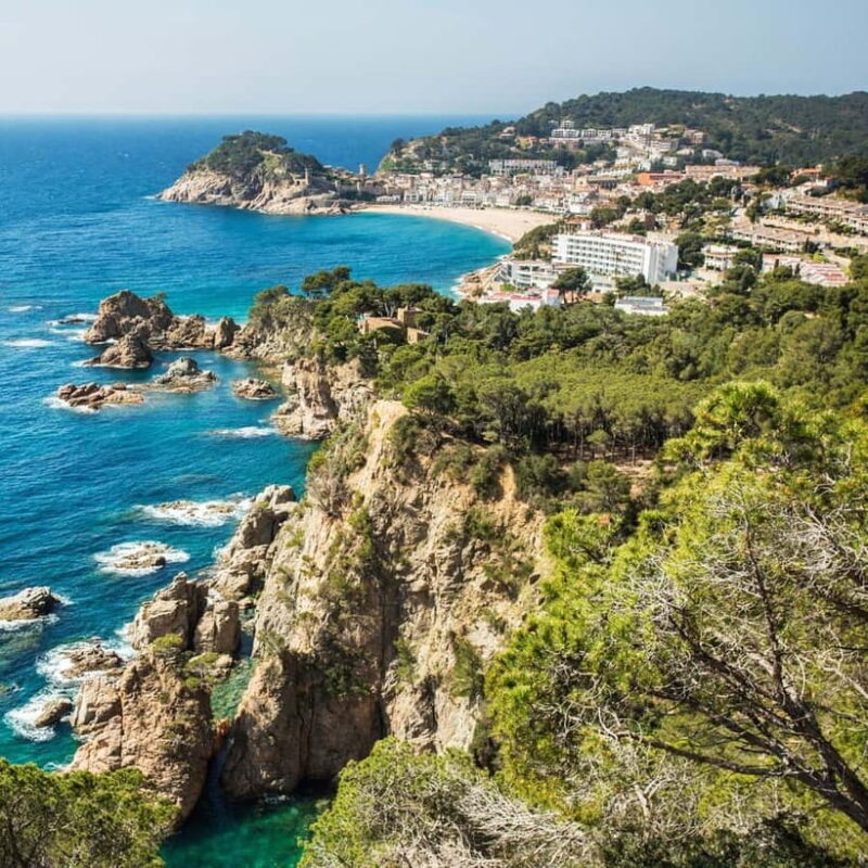 Private Tour Girona & Tossa de Mar from Barcelona - A Detailed Look at the Tour Experience