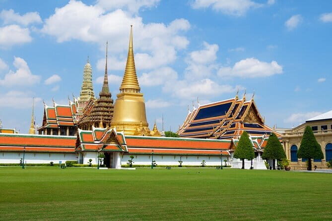 Private Tour: Grand Palace,Wat Phra Kaew, Museum&Cooking Class - Exploring Bangkok’s Magnificent Highlights