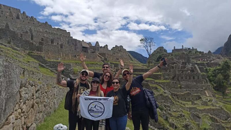 Private tour guide in Machupicchu from Aguas Calientes. - Key Points