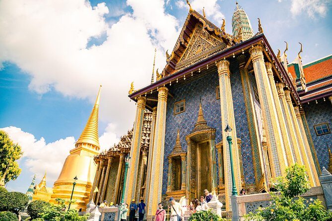 Private Tour: Half-day Grand Palace and Wat Arun by Boat - A Deep Dive into the Experience