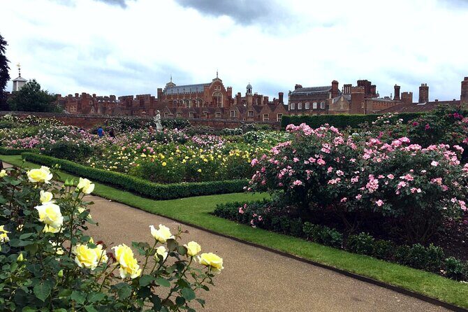 Private Tour: Hampton Court Palace Day Trip from London - FAQ