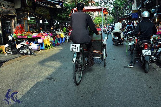 Private tour - Hanoi old quarter cyclo tour (2 hours) - Experience the Heartbeat of Hanoi on a Private Cyclo Tour