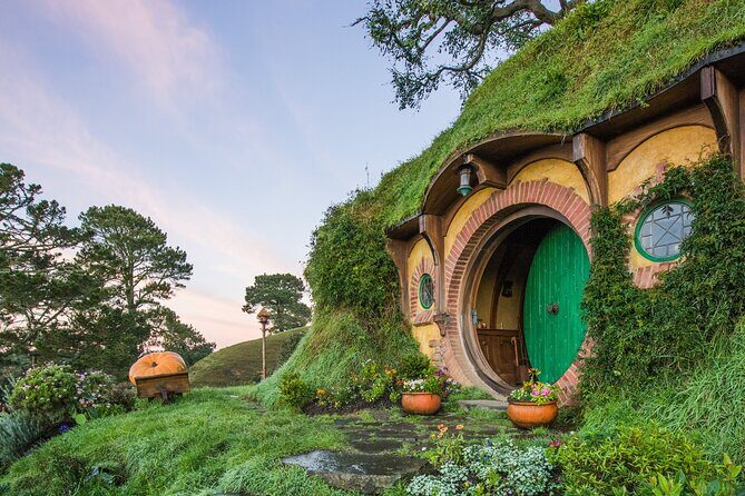 Private Tour: Hobbiton Movie Set & Hamilton Gardens Experience - Why This Tour Offers Great Value