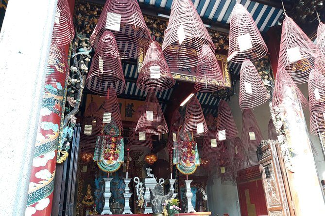 Private tour Hoi An Coconut basket boat ride and Ancient town - Visiting the Vibrant Markets