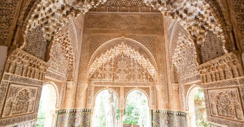 Private tour in all complete complex of Alhambra with ticket - The Sum Up: Who Should Consider This Tour?