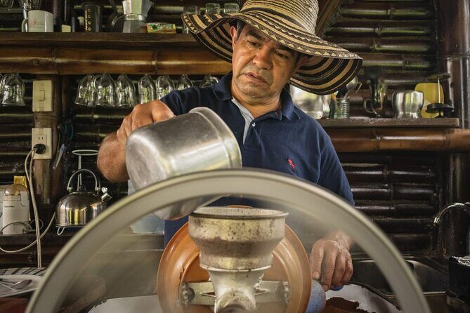 Private Tour in an Authentic, Ecological Local Coffee Finca. - Key Points