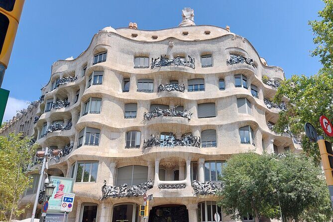 Private tour in Barcelona - Who Should Book This Tour?