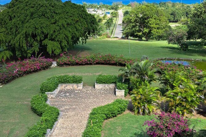 Private Tour in Dunns River Falls - Key Points