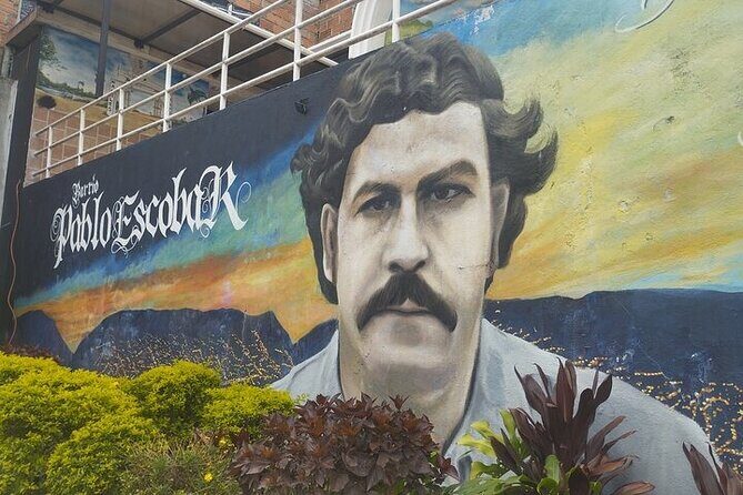 Private Tour in Pablo Escobar and Comuna 13 with Cable Car - Final Thoughts