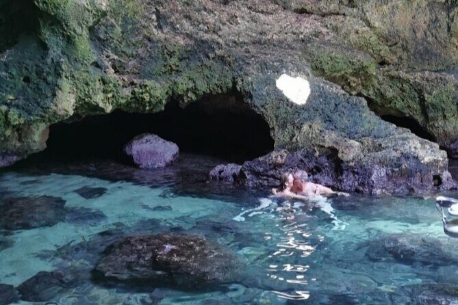 Private tour in Polignano to discover the caves with aperitif - The Experience in Detail