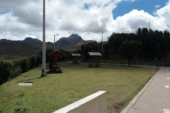 Private Tour in Quito with market, cable car, Guayasamín museum and chocolate tasting - A Detailed Look at the Tour Experience