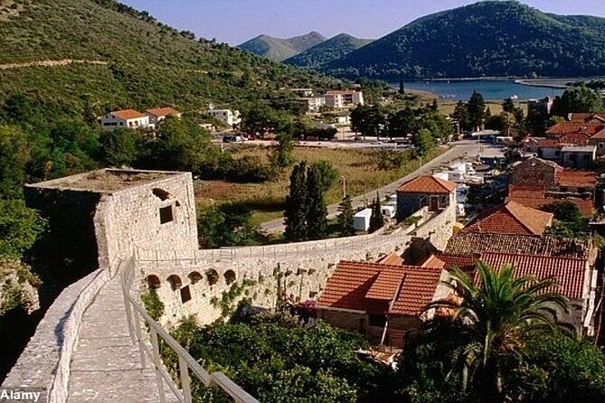 Private Tour in Ston and Peljesac with Wine Tasting - Wineries and Wine Tasting