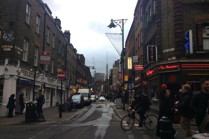 Private Tour: Jack the Ripper Day Time Walking Tour in London - A Walk Through the Historic and Haunted Sites