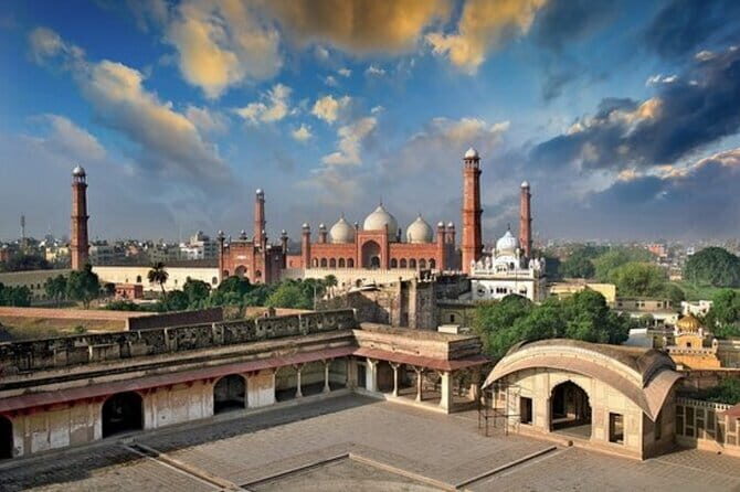 Private Tour: Lahore Full Day Customized Guided Trip - Practical Considerations: What You Need to Know