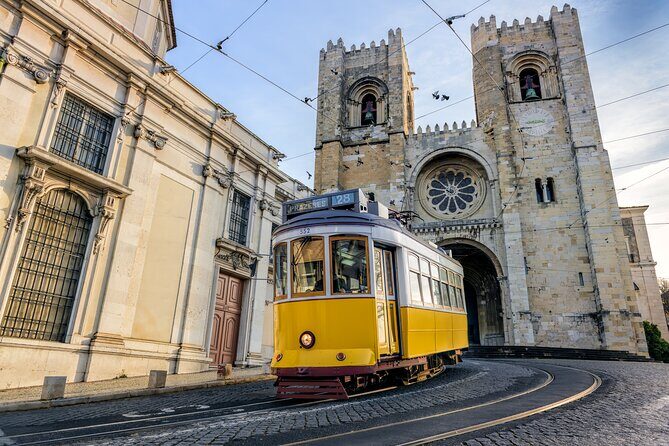 Private tour Lisbon and Sintra - Who Should Consider This Tour?