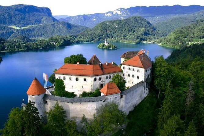 Private Tour: Ljubljana and Lake Bled Day Trip from Zagreb - Key Points