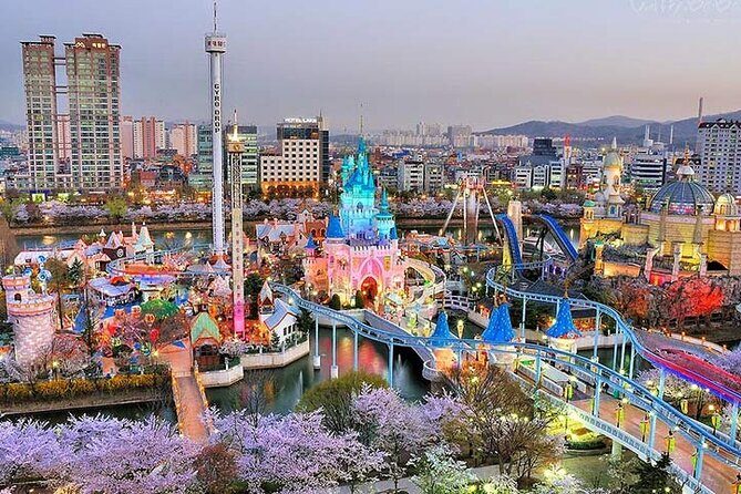 Private tour Lotte World,Tower,Aquarium(All Tickets are included) - Who Is This Tour Best For?