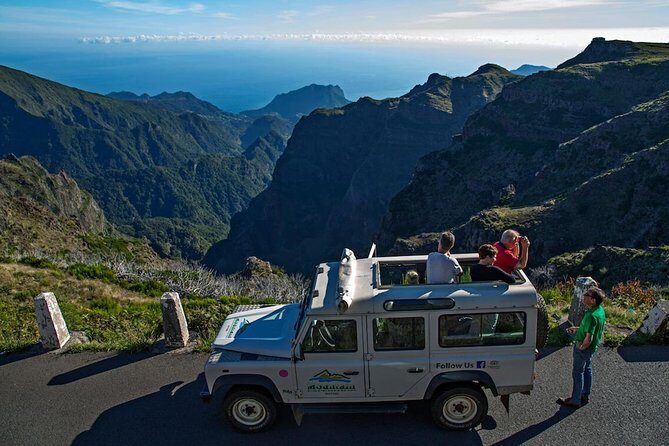 Private Tour: Mini Combo Expedition (Jeep tour & Levada Walk) - Thursday - Key Points