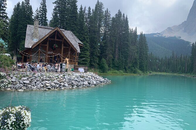 Private Tour Moraine Lake, Louise, Emerald & Johnston Canyon - Frequently Asked Questions