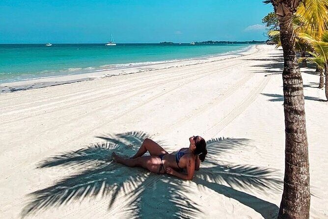 Private Tour Negril Beach and Rick's Cafe From Montego Bay - FAQ