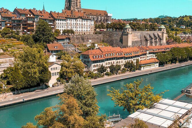 Private Tour of Bern - Sightseeing, Food & Culture with a local - Exploring Bern with a Local Guide: A Taste of Culture, Food, and History