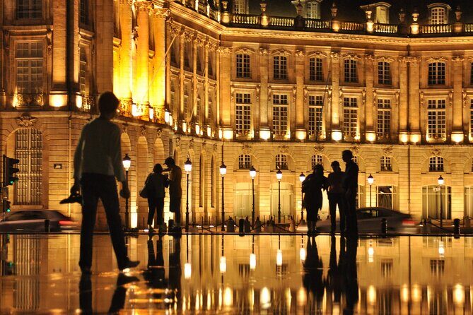 Private tour of Bordeaux at night in a sidecar - Exploring Bordeaux by Night in a Sidecar