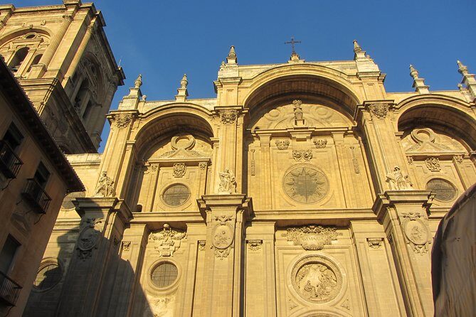 Private tour of central Granada. Total per group max 15 people - Why This Tour Is Worth Considering