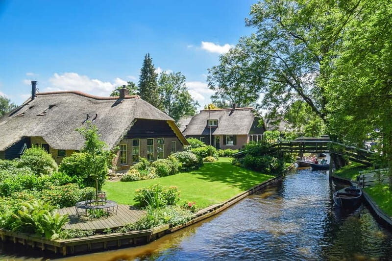 Private Tour of Giethoorn (Dutch Venice) & Batavia Land - A Closer Look at the Tour Itinerary