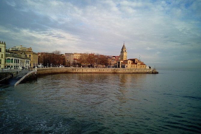 Private Tour of Gijon City and Villaviciosa - Key Points