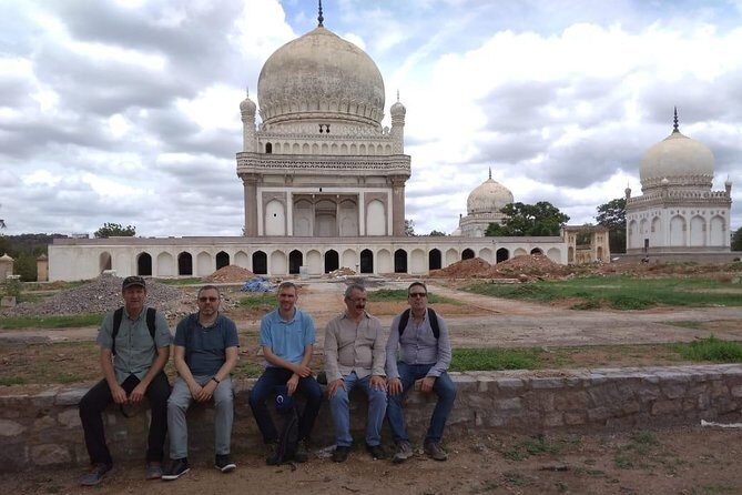 Private tour of Hyderabad with lunch for a culture - Discovering Hyderabad’s Rich Heritage