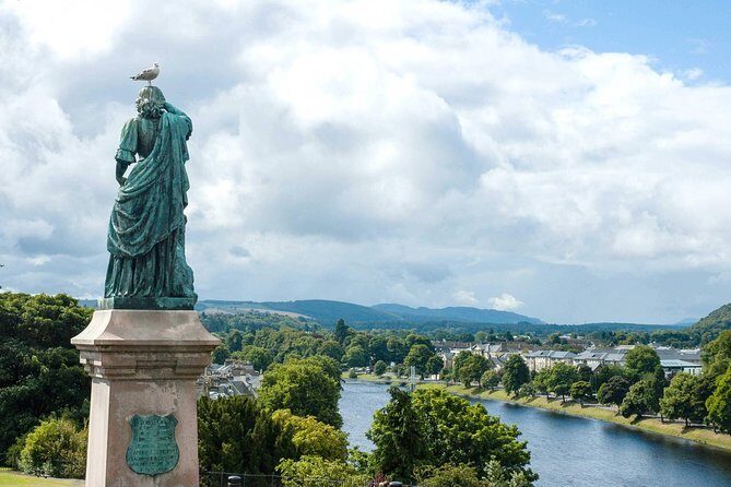 Private tour of Inverness (customisable) - Key Points