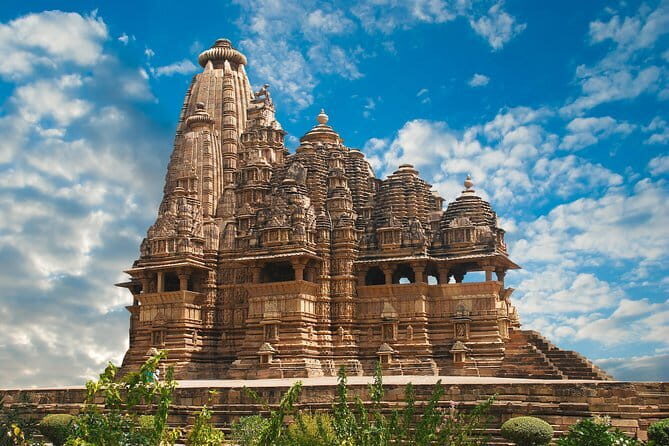 Private Tour of Kamasutra Temples in Khajuraho - Exploring the Temples of Khajuraho: A Detailed Review