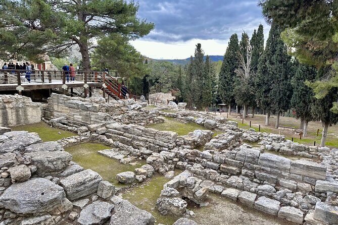 Private Tour of Knossos, Archaeological Museum & Heraklion Town - Price & Value