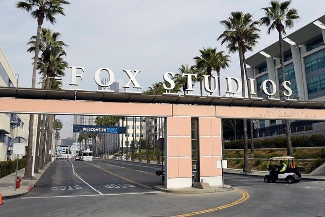 Private Tour of Los Angeles' Top Attractions - In-Depth Look at the Tour Breakdown