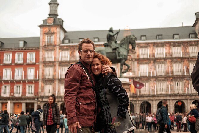 Private Tour of Madrid with a Photography Session - An Introduction to the Experience