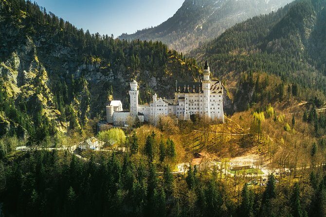 Private Tour of Neuschwanstein Castle & Highline 179 from Munich - The Logistics and Whats Included
