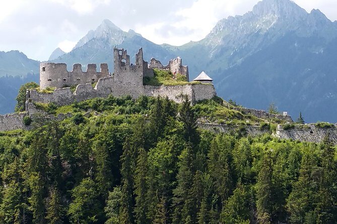 Private Tour of Neuschwanstein Castle & Highline 179 from Munich - Who Should Consider This Tour?