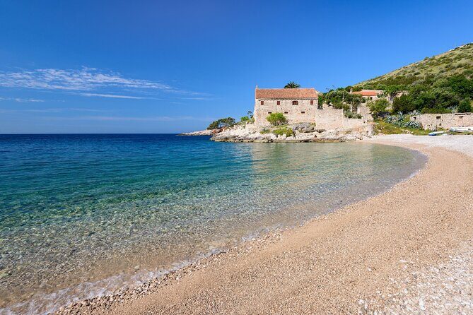 Private Tour of Red rocks, Pakleni Islands and Hvar's Southern Beaches - FAQ