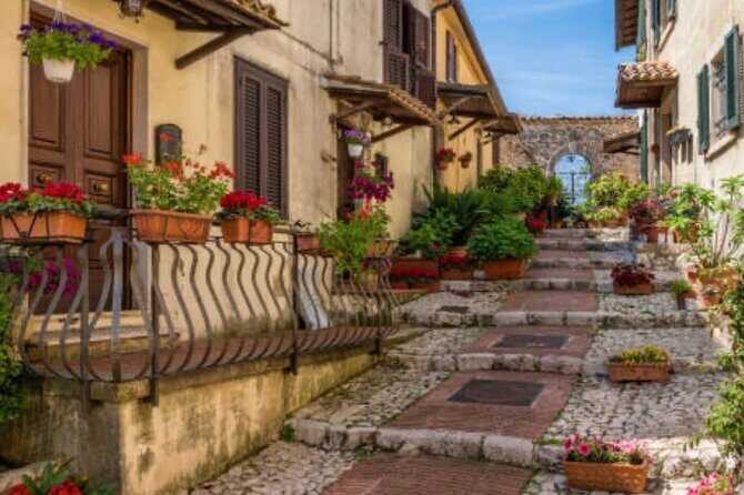 Private tour of Taormina, Castelmola, Isola bella for small groups - Who Should Consider This Tour?