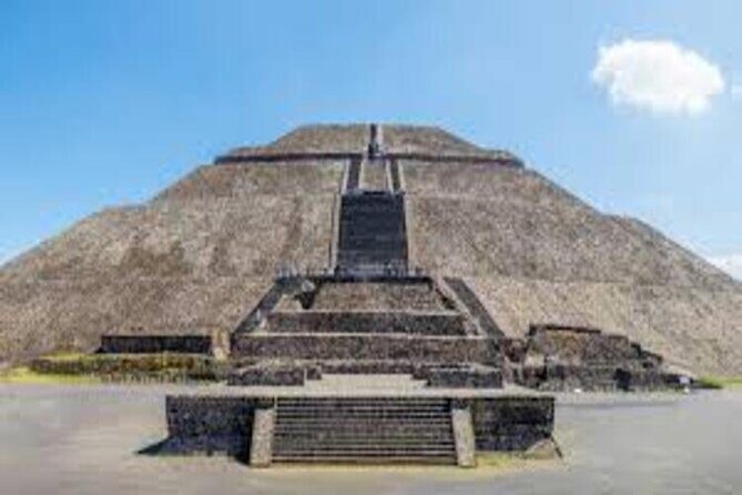 Private Tour of Teotihuacan Pyramids in the City of Gods - A Deep Dive into the Pyramids of Teotihuacan