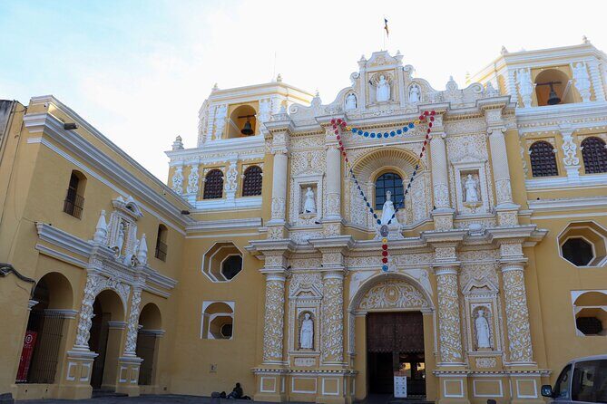 Private Tour of the Emblematic Streets of Antigua Guatemala - Key Points