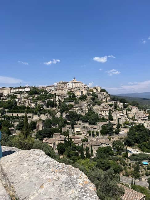 Private tour of the hilltop villages of the Luberon with a local guide - Key Points